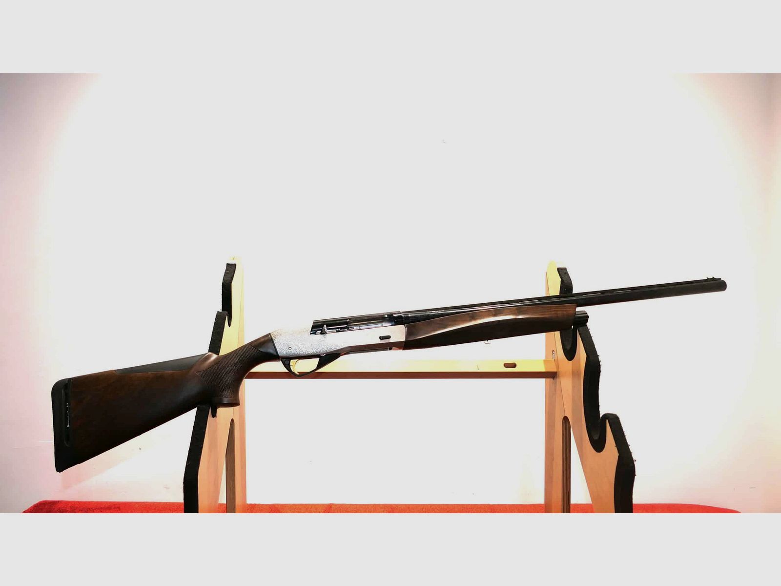 FUSIL SEMI AUTO BENELLI RAFFAELLO DELUXE CAL12/66CM-OCCASION, image 1 sur 13