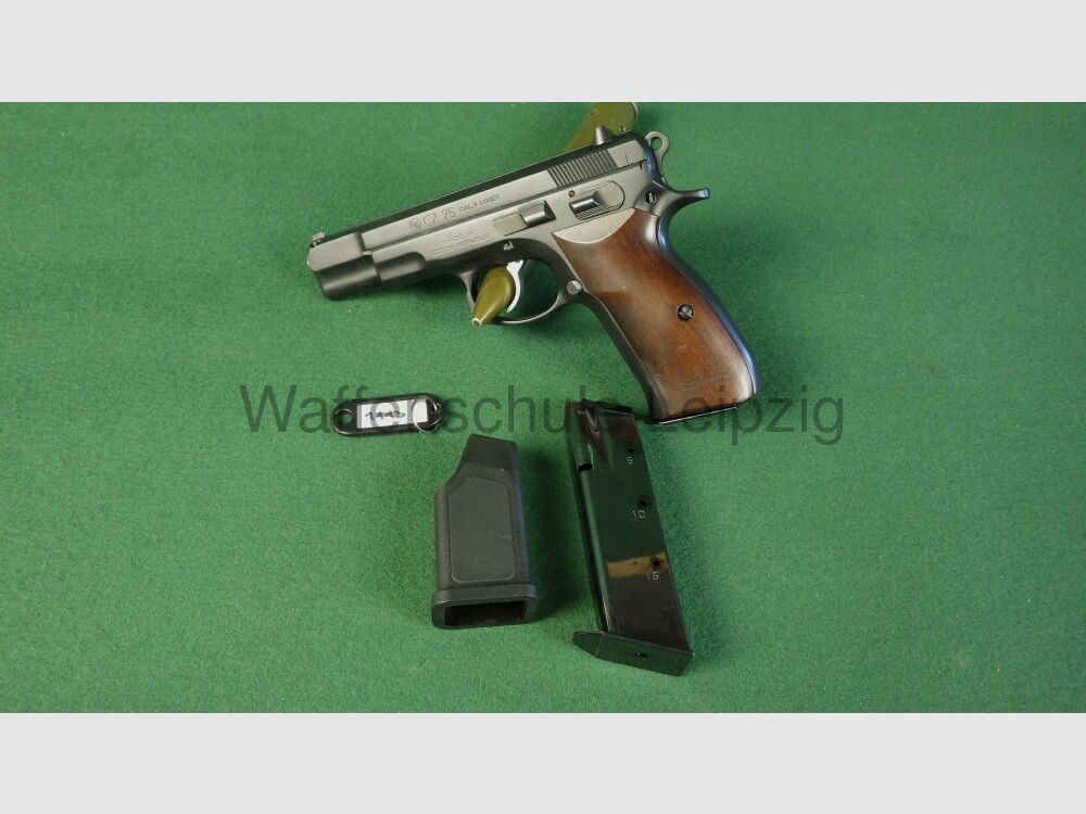 CZ	 75, Bild 1 von 2