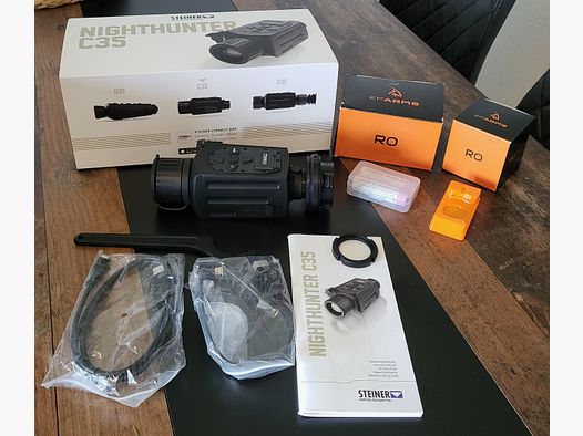 Steiner Nighthunter C35 35mm 640x480 píxeles sensor de 12 µm incluido montaje EP Arms Rotoclip