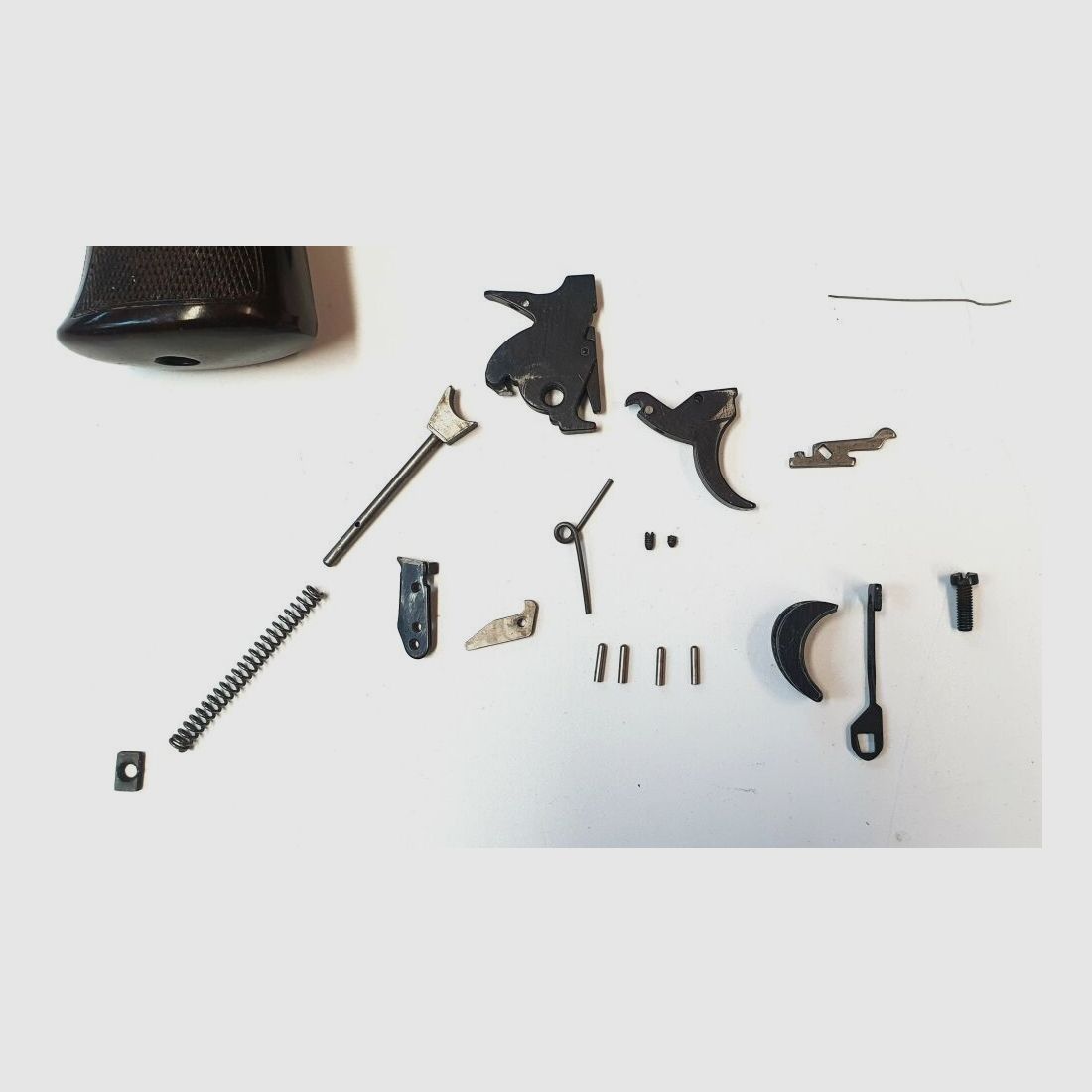 H.WEIRAUCH Freier Teilesatz Revolver Weirauch Arminius HW 9 - .22lr - 42 Teile