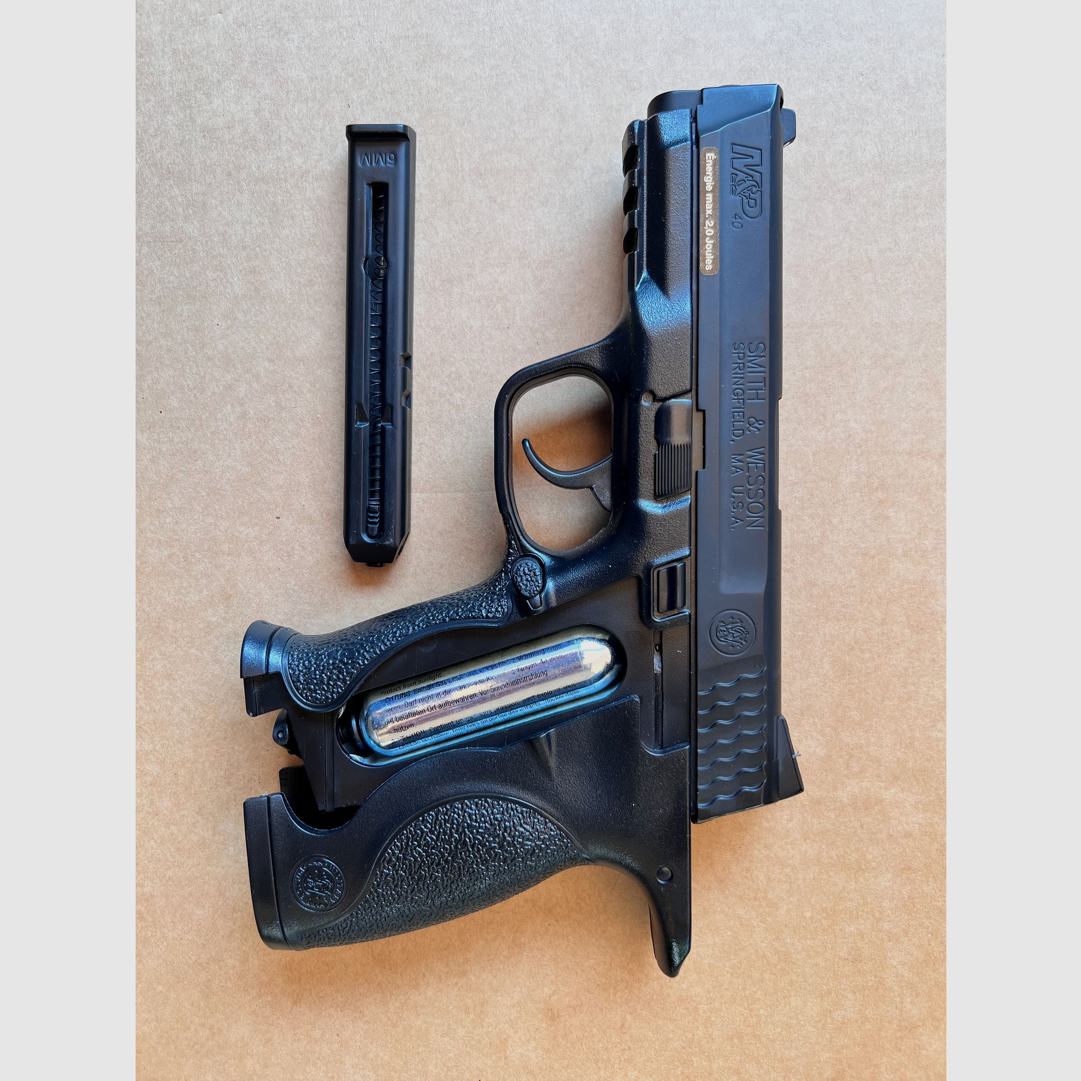 Smith & Wesson M&P 40 Softair 2,0 Joule Co2-Pistole Schwarz Kaliber 6 mm BB (P18)