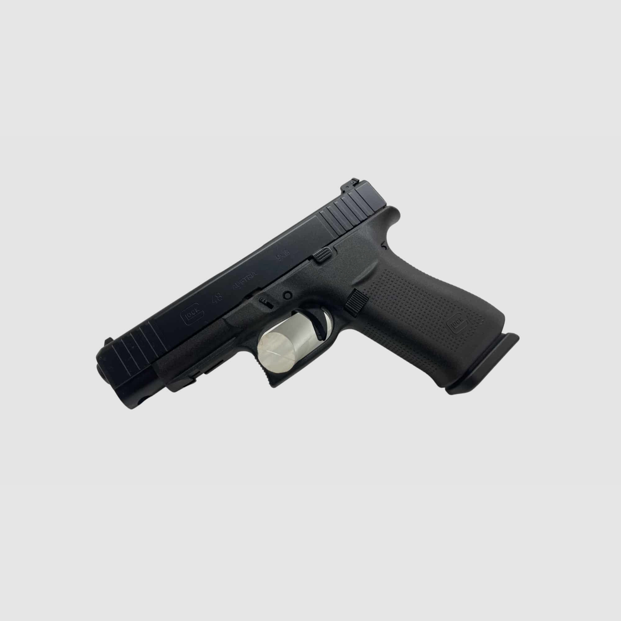 GLOCK 48