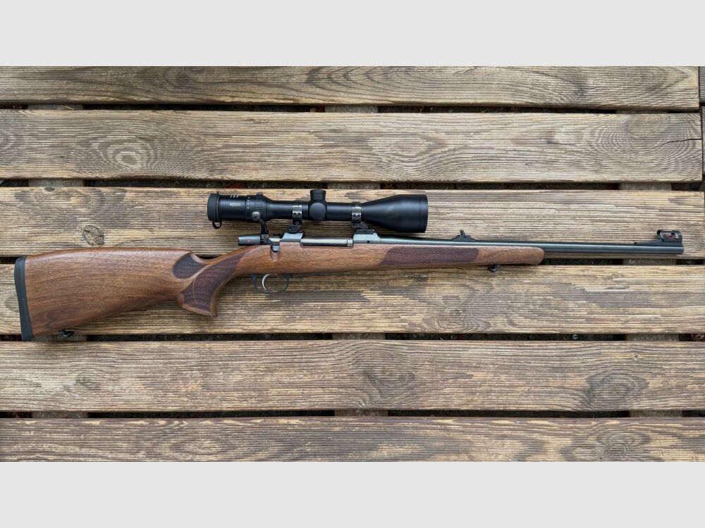 ZBROJOVKA BRNO CZ 557 Luxe avec Meopta 3 - 12x56 RD .30-06Spring