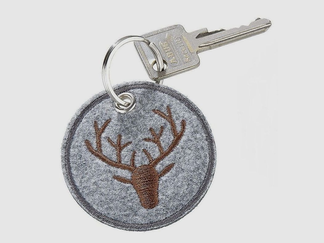 Guild felt keychain deer