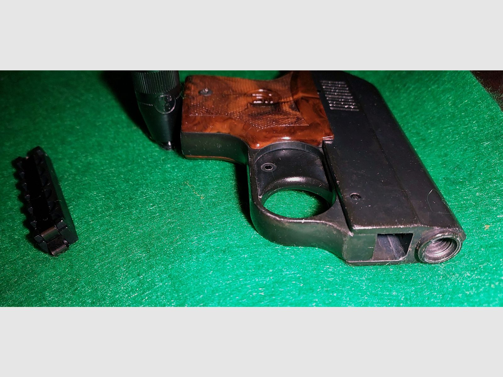 Pistolet d'alarme Röhm RG 3 calibre 6 mm Flobert (PTB 33)