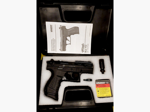 Walther P22 (P 22 Classic) Schreckschuss Pistole 9mm P.A.K. schwarz (PTB 778) mit Swiss Arms Gürtelholster