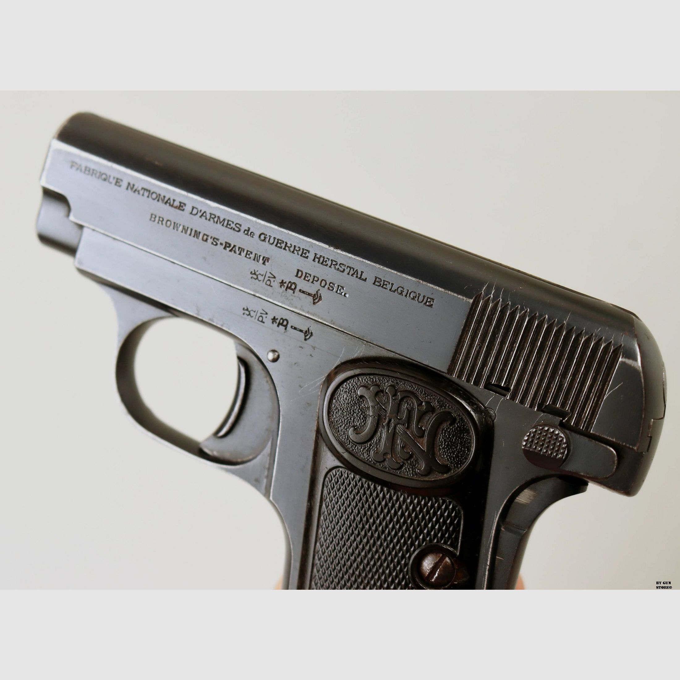 PISTOLA F.N. BROWNING MOD. 1906 CAL. 6,35 matr. 514923, immagine 5 di 6