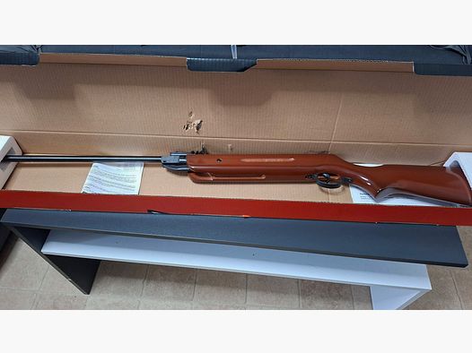 Perfecta 32 air rifle 4.5mm