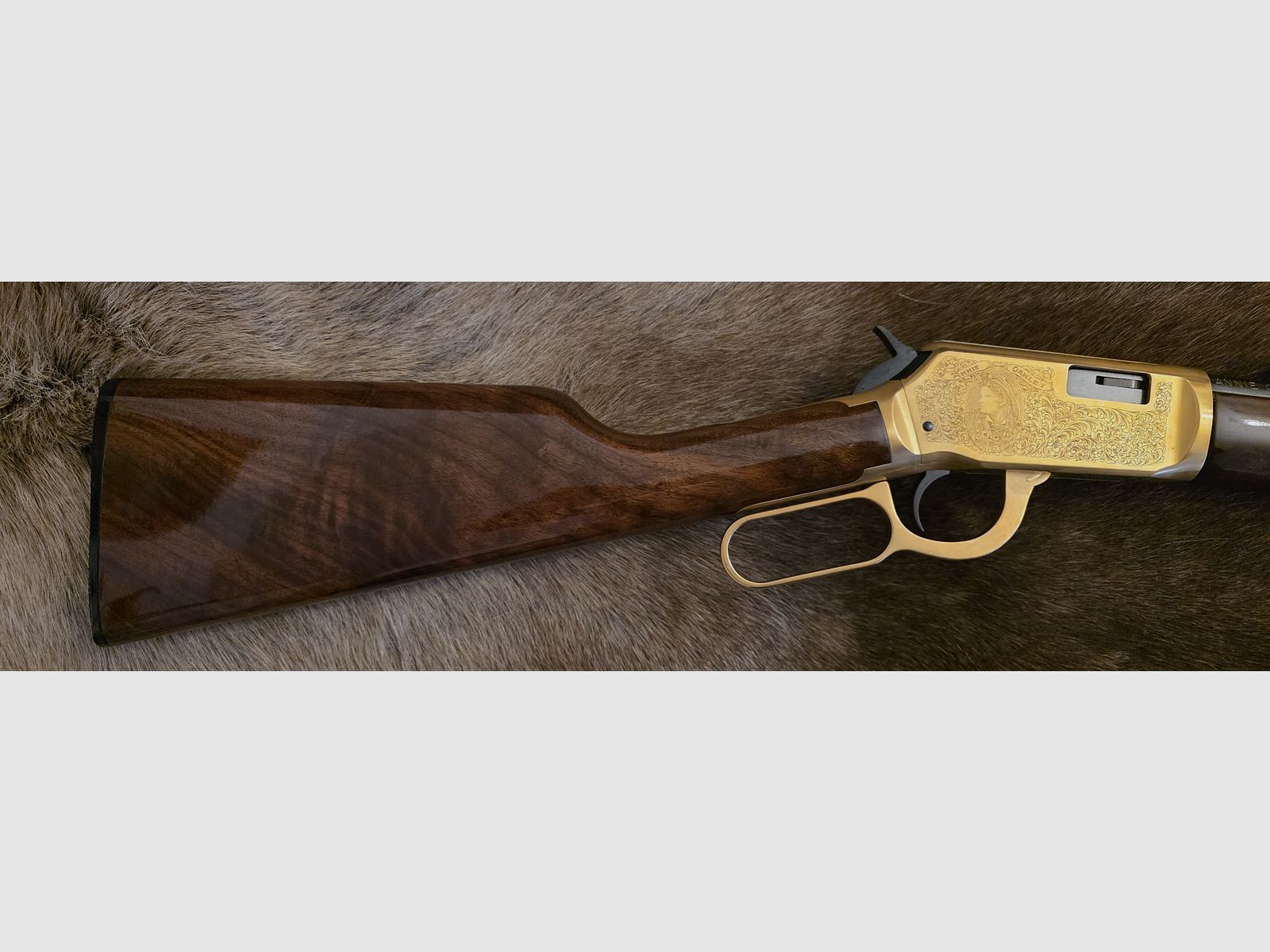 Legende des "Wilden Westens" zu Verkaufen Annie Oakley Commemorative Winchester
