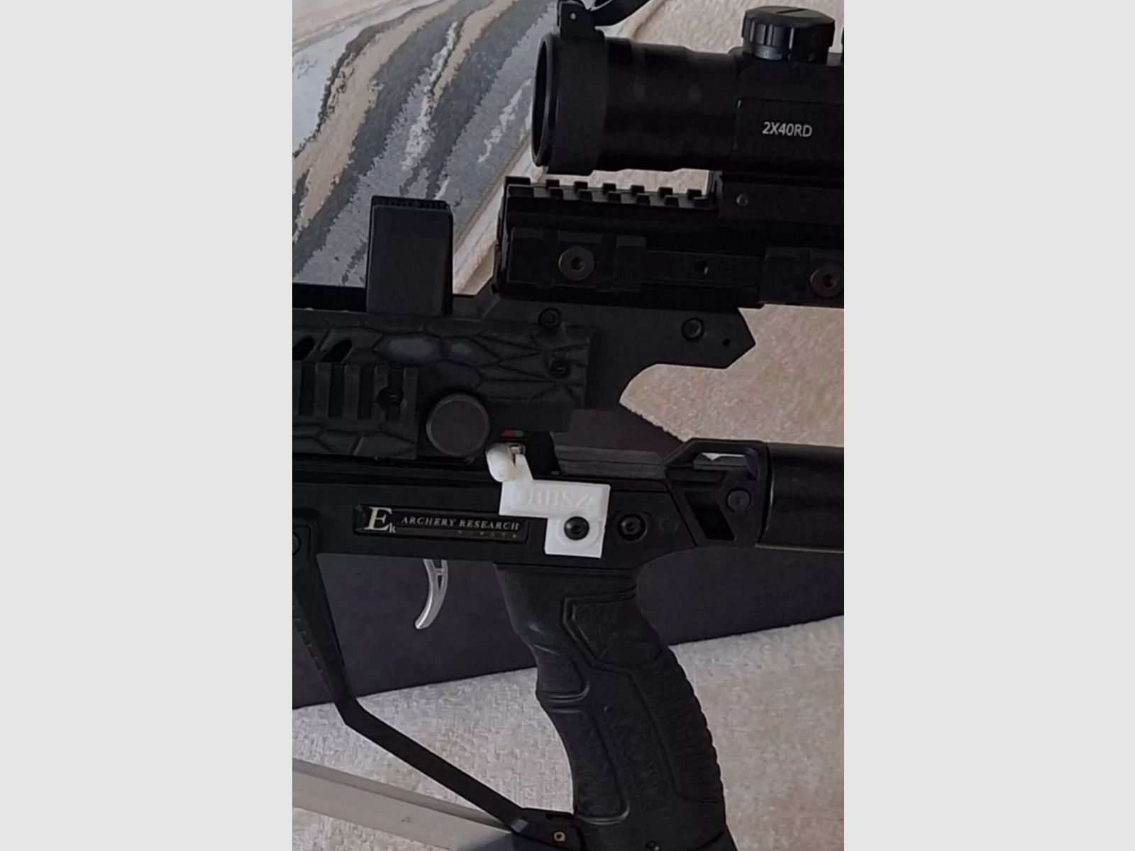 Cobra Adder Keil Picantinnyschiene , Magazinverengung, Sicherungsschieber 