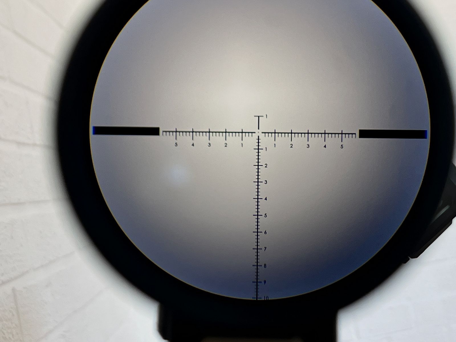 DESERT TECH SRS A2 (Covert) .308 Win + Wechselsystem 6,5 mm Creedmoor + EoTech Vudu