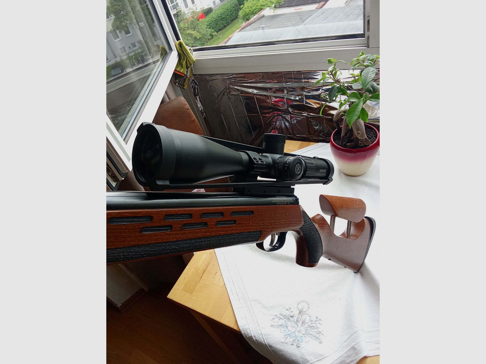 weihrauch hw 98 mit hawk airmax compact 6-24 und sports match UK AOP 56 montage 