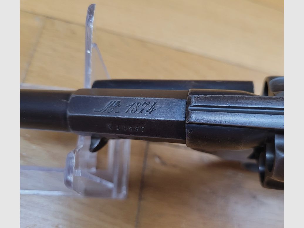 Zeer mooie officierrevolver model 1874 – Volledig monomatrikuleer wapen – MAS uit 1877 – Zeer mooie loop – Mechanisch perfect – Uitstekende staat!, afbeelding 1 van 23