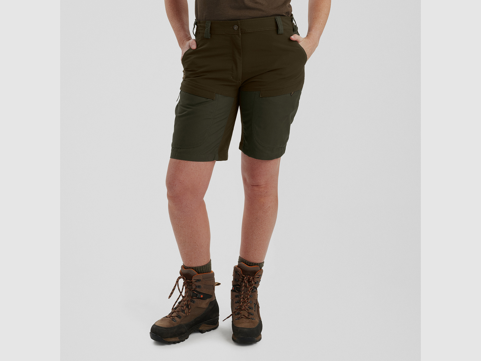Lady Ann Shorts - Deep Green – Kleidergröße Damen: 44