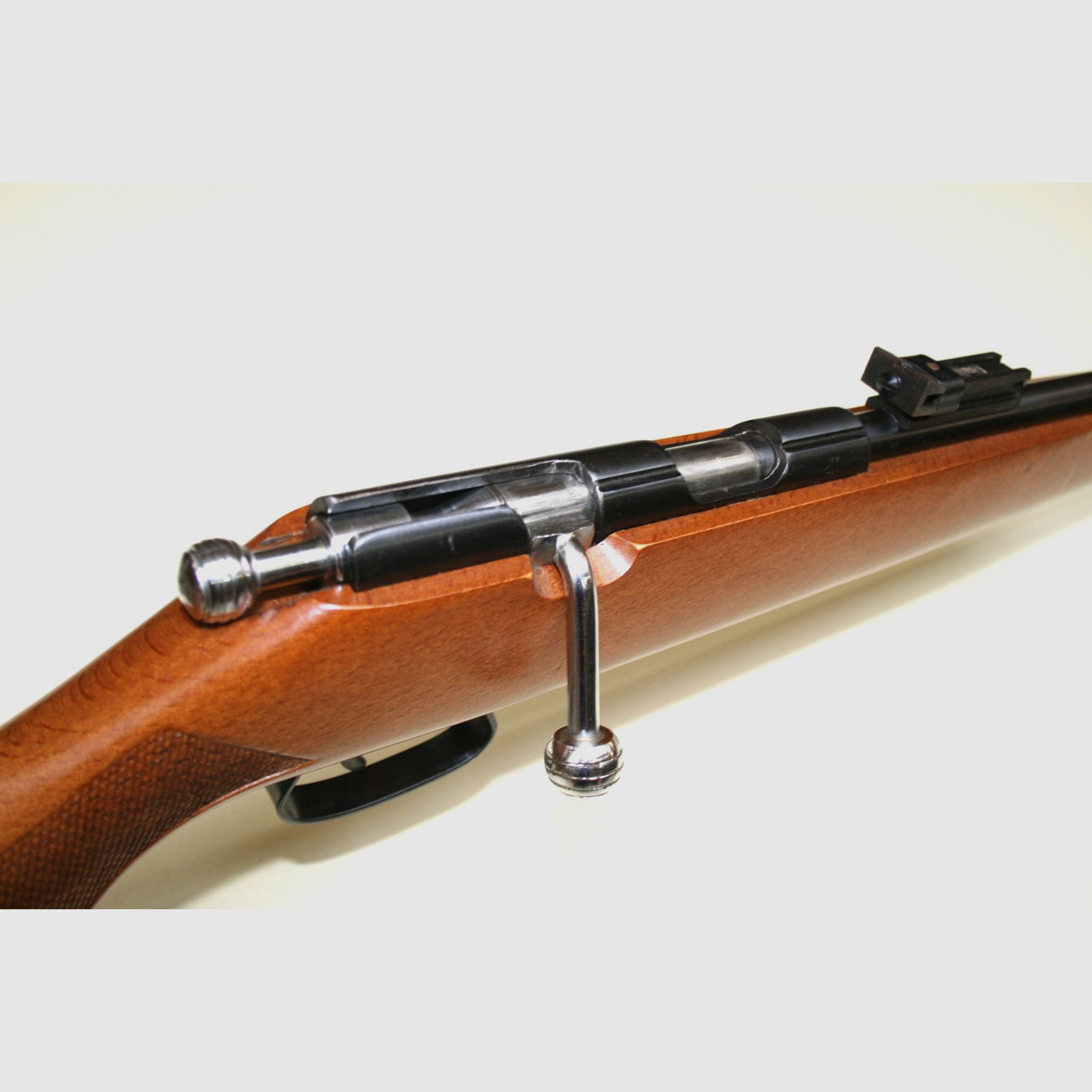 Repetierbüchse MANU ARM Monocoup + Demper – .22Lr (GEBRUIKT), afbeelding 5 van 9