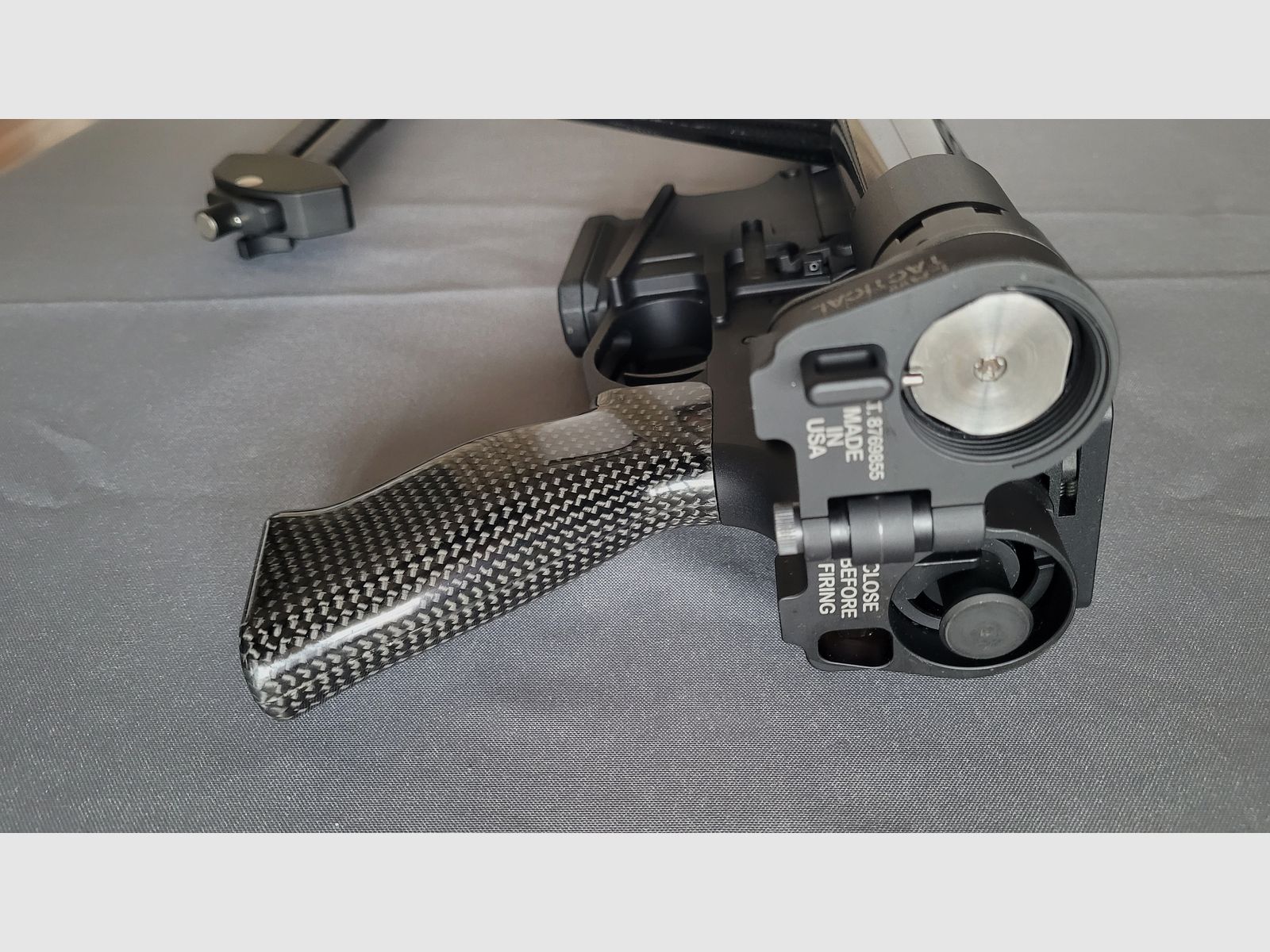 <DAR AR15 Carbon UNICO 18 pollici .223 Come Nuovo non più di 2000 colpi