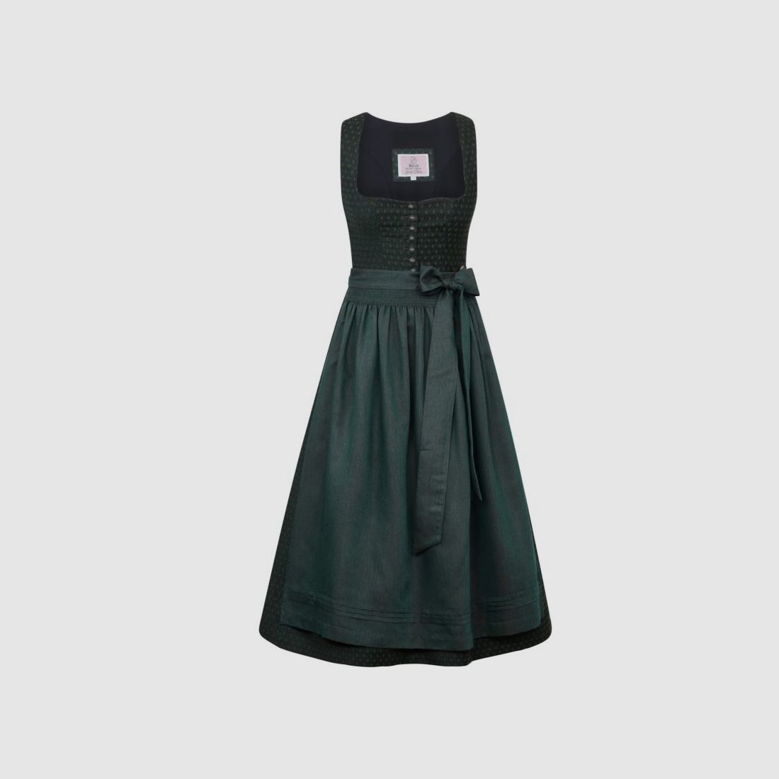 Marjo D-Dirndl Ehrwald, image 2 of 4