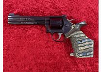 Smith & Wesson 586-5 Target Champion