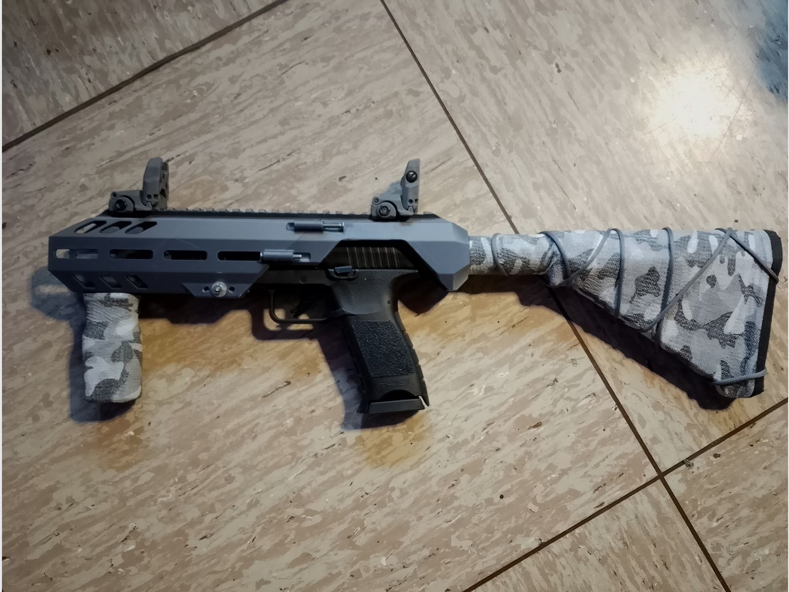 Conversion body kit for pistols airsoft softair paintball ram universal stock front grip flip up sight