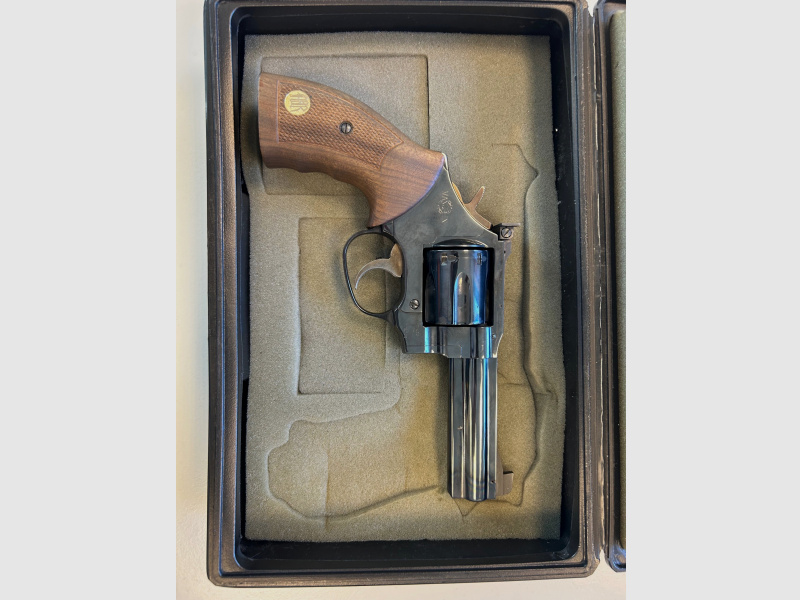 Revolver Manurhin MR73 5" .357 Magnum 6 Schuss