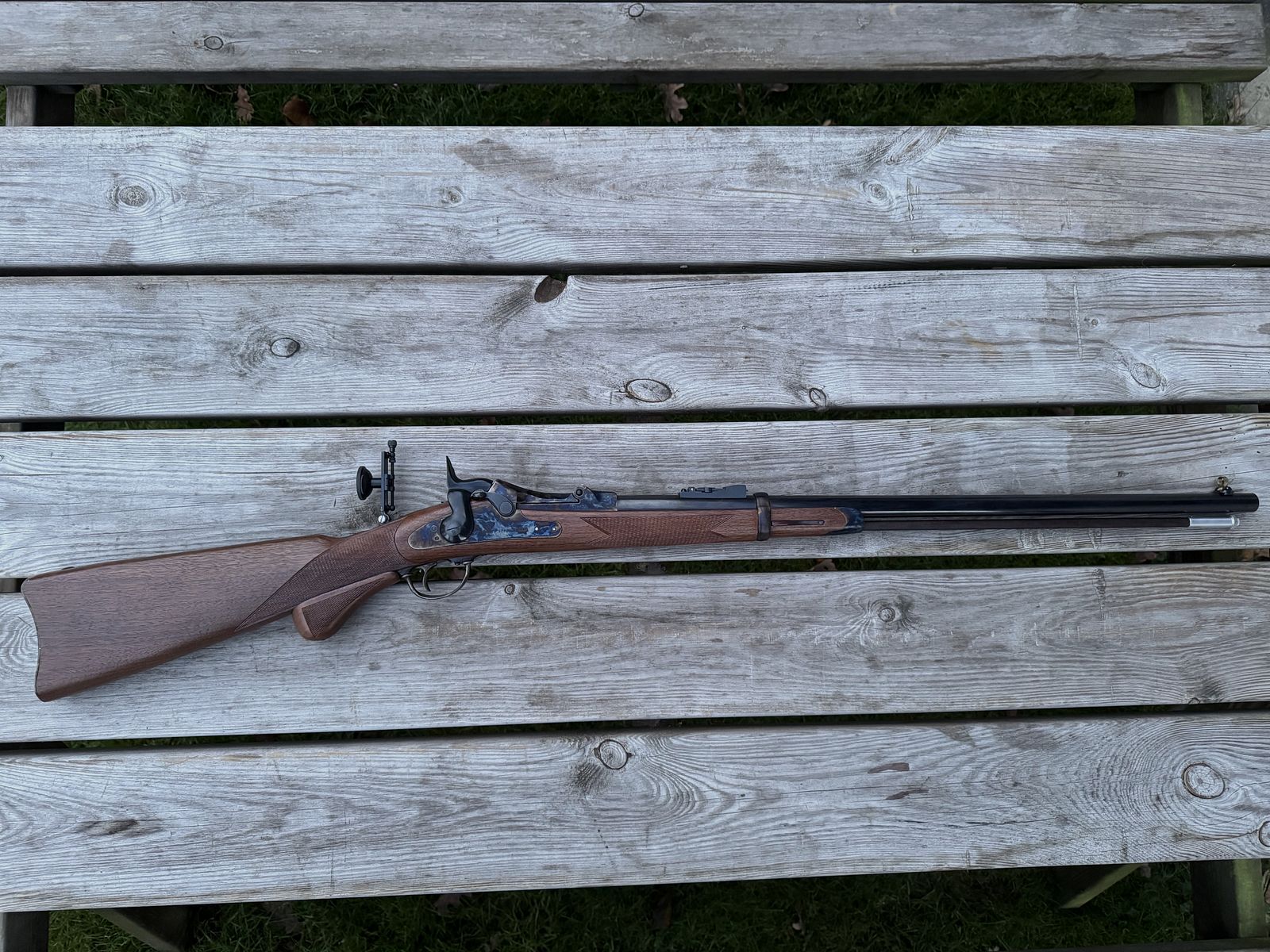 Karabin jednostrzałowy Pedersoli Officer Trap Door .45-70 Gov.