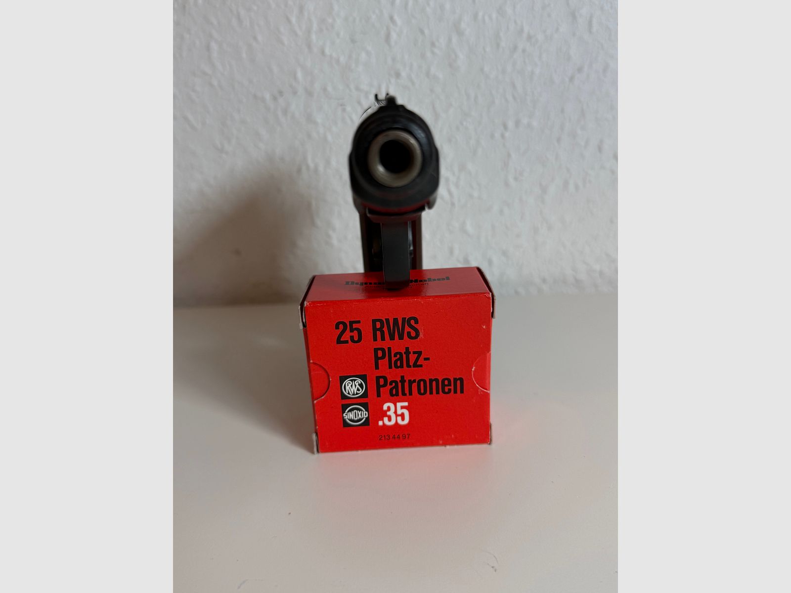<p>pistolas de gas de alarma</p>