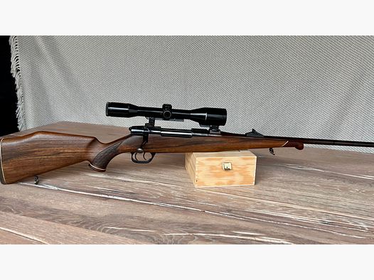Voere Repetierbüchse Kaliber 7x64 mit Zeiss Zielfernrohr - Top gepflegt mit Munition !!