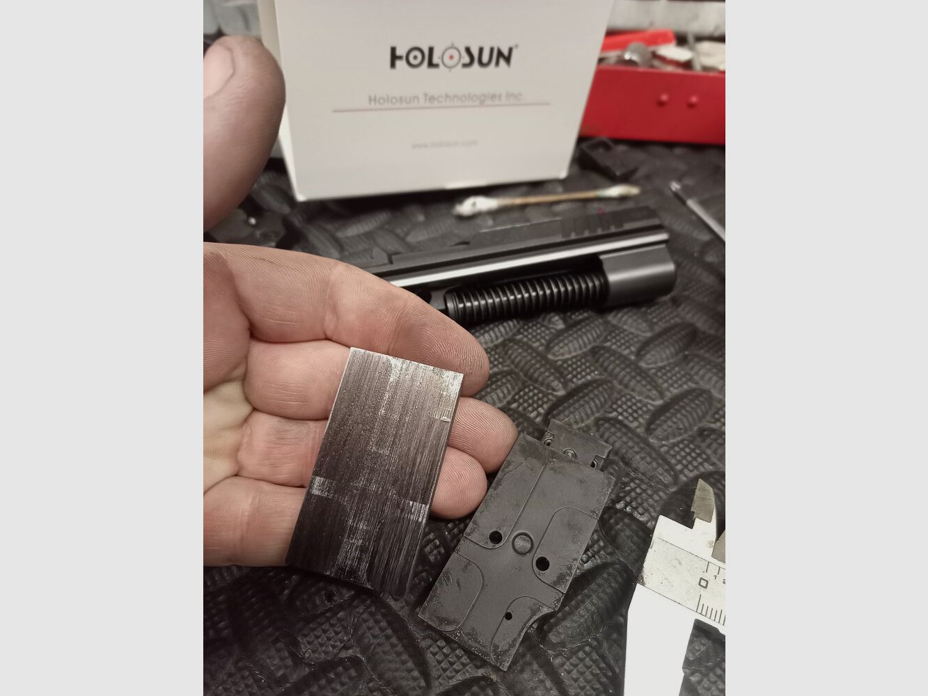 WORKSHOP // MACHINING PLATE FOR READY OPTIC, image 3 of 11