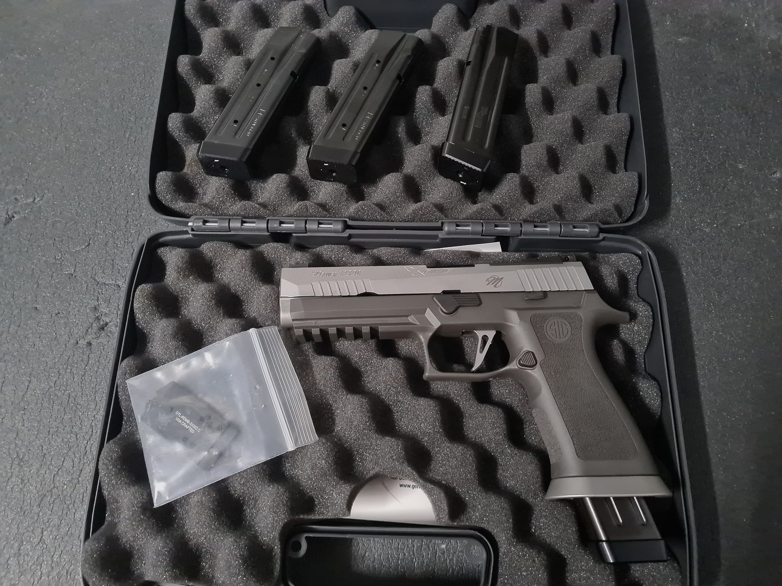SIG SAUER P320 XFIVE Legion SILVER SHADOW 9 mm