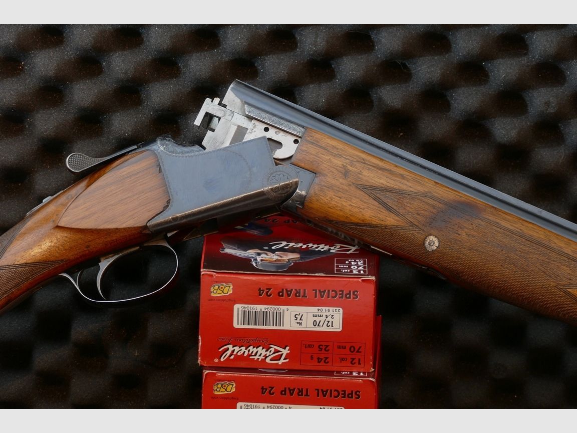 Browning / FN Superposed, Vorläufer der legendären B25, BJ1966 - handeingepasst – Special Trap - inkl. Original Dokumente passend zur Flinte