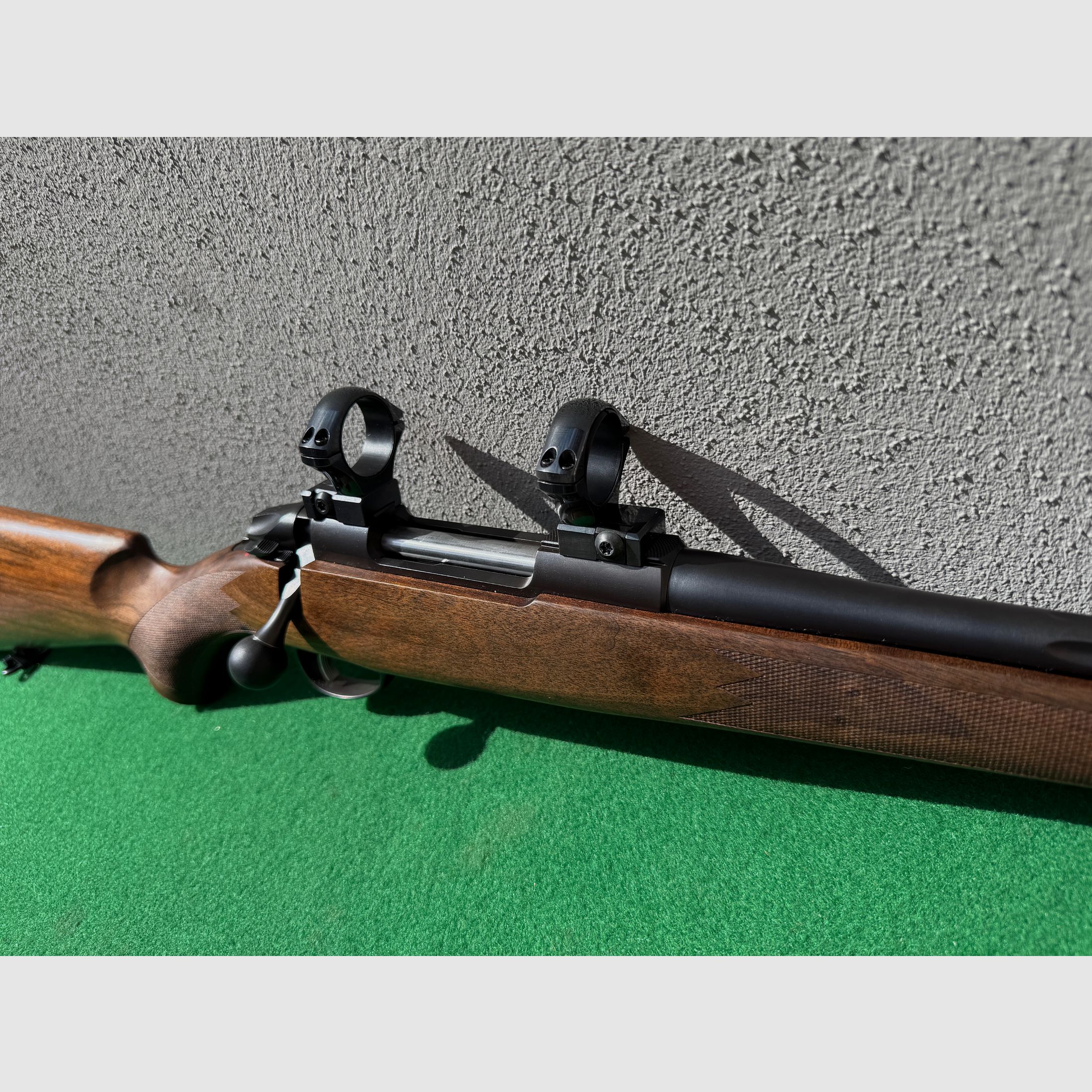 Sako 85 Grizzly 308 Win acanalado hermosa culata de madera