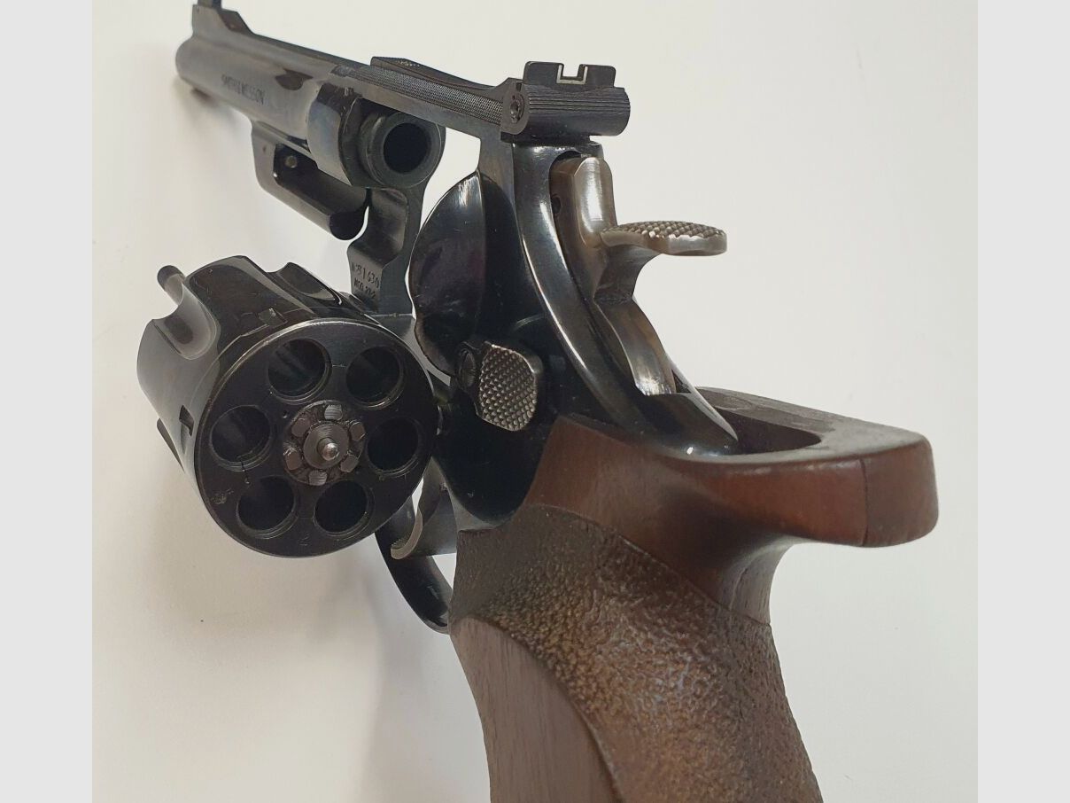 Smith & Wesson Mod. 27-2