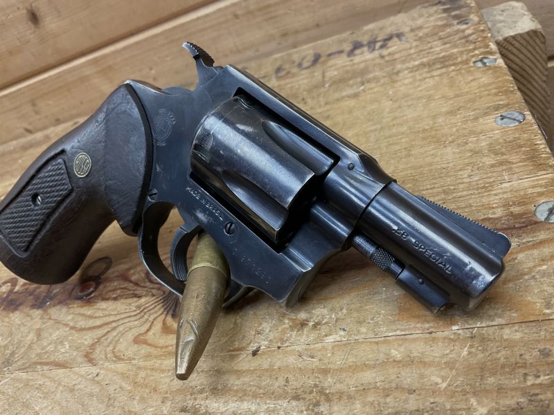 Revolver Stupsnase Amadeo Rossi S.A. Mod.M27, Kal..38Spezial 2Zoll, mit Holzgriff!!!