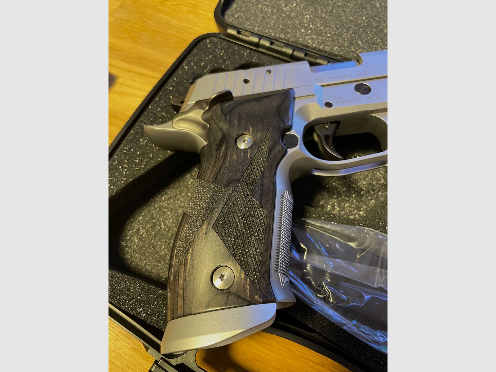 SIG SAUER P226 X-SIX SKELETON 9MM LUGER