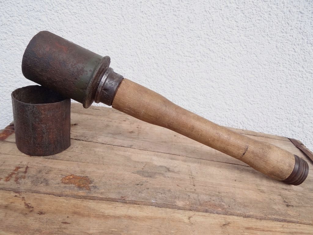 Granada de mano Stielhandgranate 24 original de la Segunda Guerra Mundial