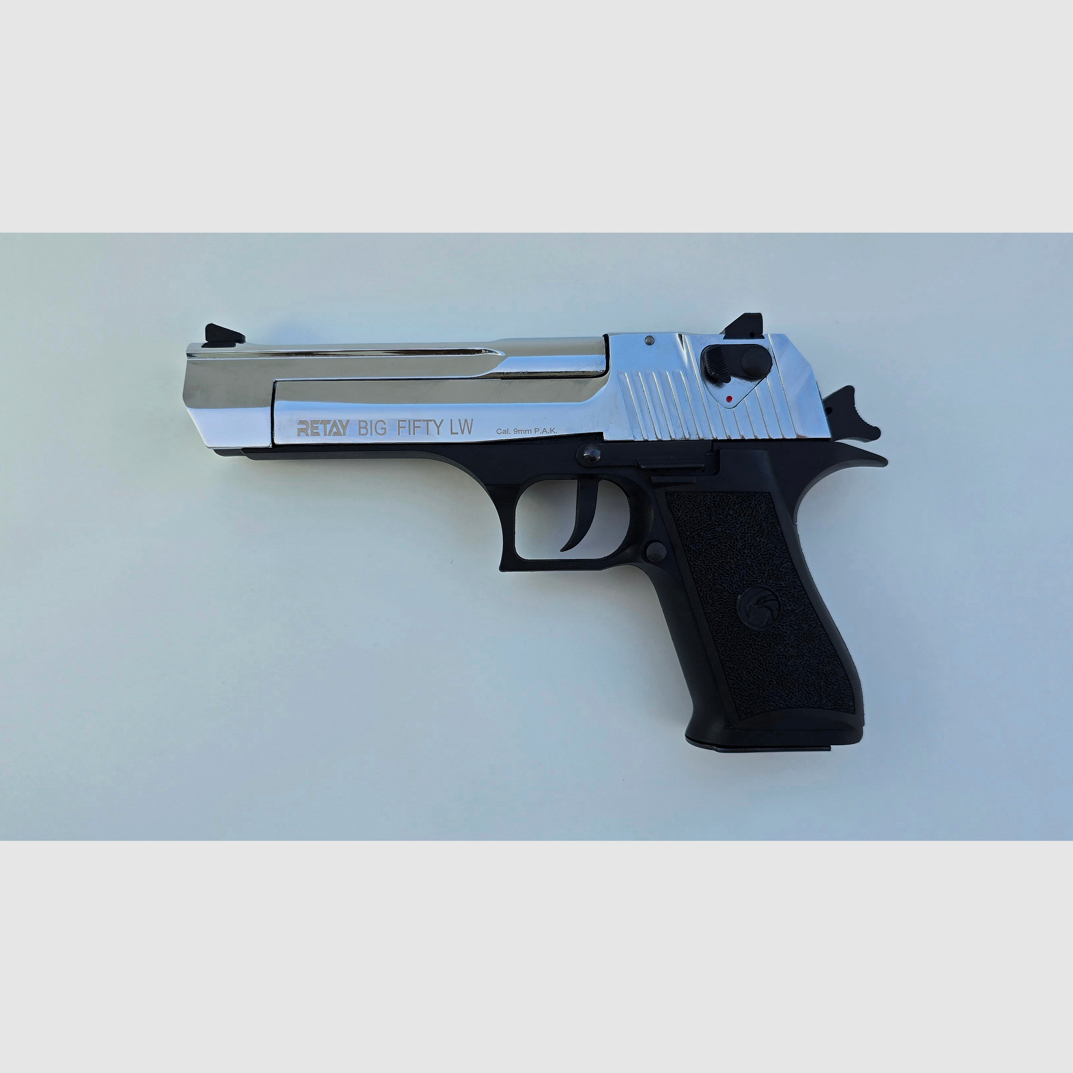 Retay Big Fifty LW, uitvoering: hoogglans chroomafwerking