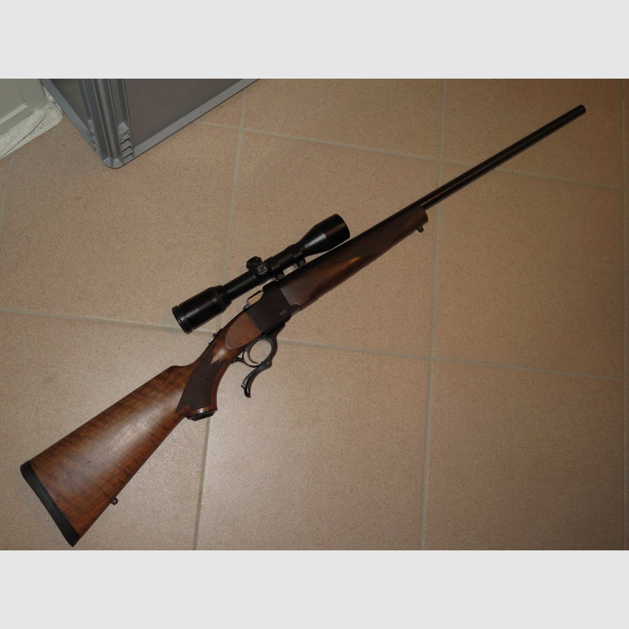 Ruger No 1 single-shot rifle 6.5x68