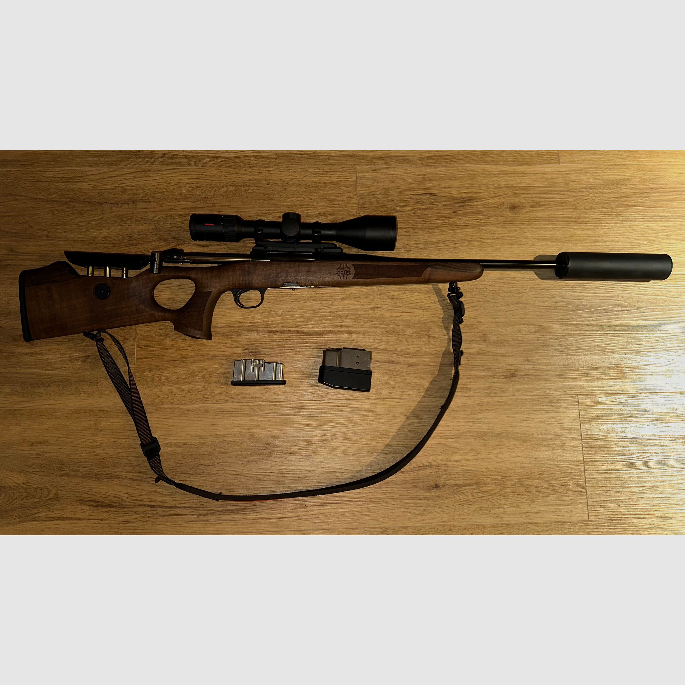 Heym SR30 Ranger UT .308 Win rifle de cerrojo recto con óptica y silenciador