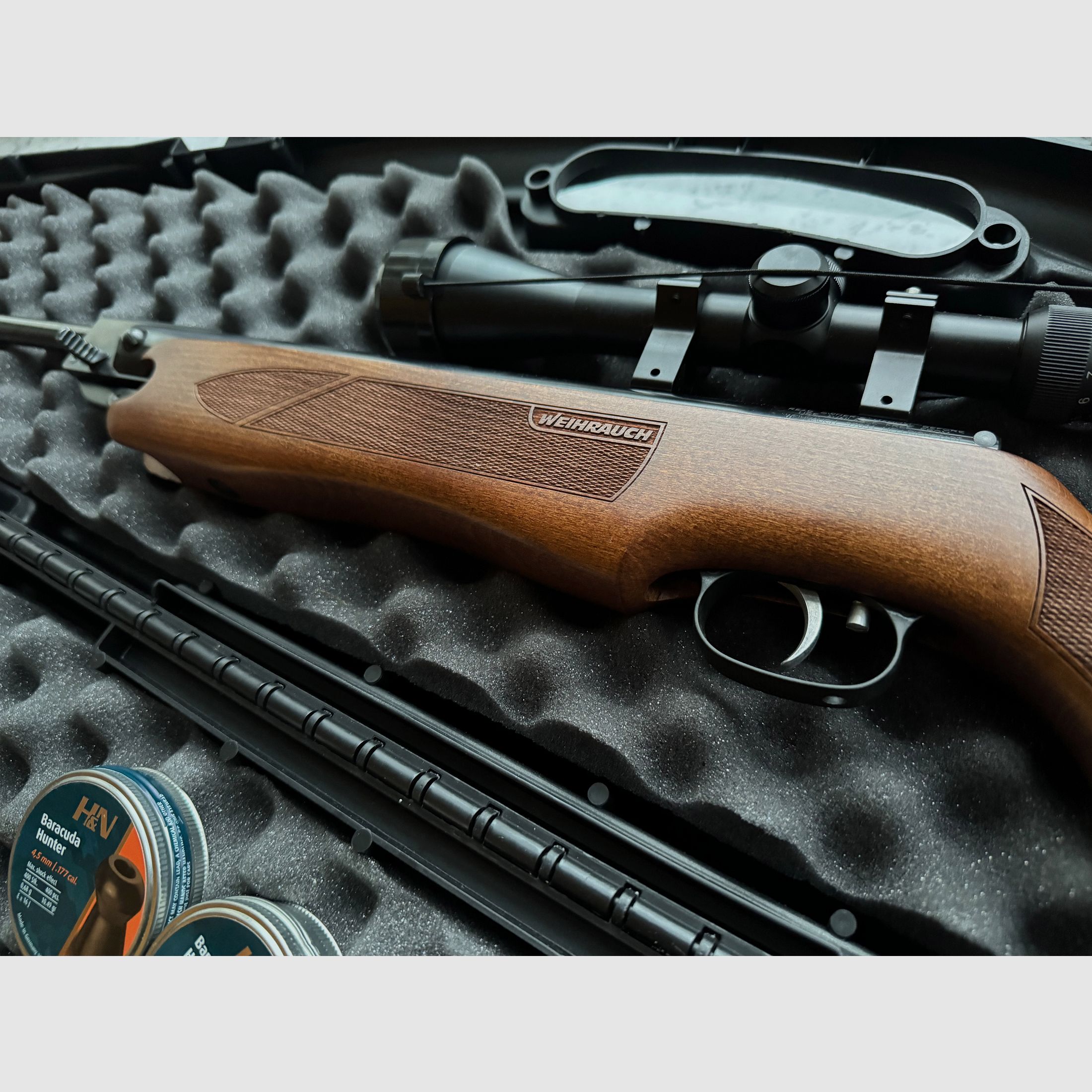 Weihrauch HW 35 Luftgewehr mit Zielfernrohr, 2000 Diabolos & Hartschalenkoffer – neuwertig!
