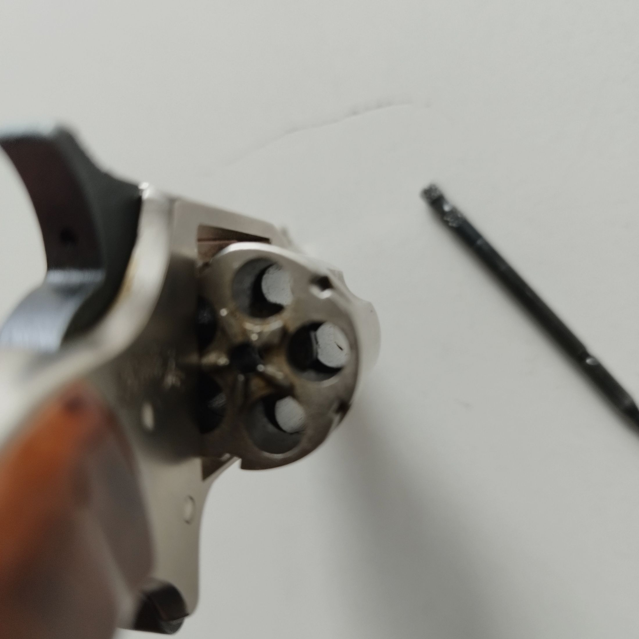 Piękny RÖHM Little Joe - rewolwer SRS 6mm FLOB.PL. z klamrą do paska i kaburą oraz akcesoriami w oryginalnym opakowaniu - przedmiot kolekcjonerski PTB