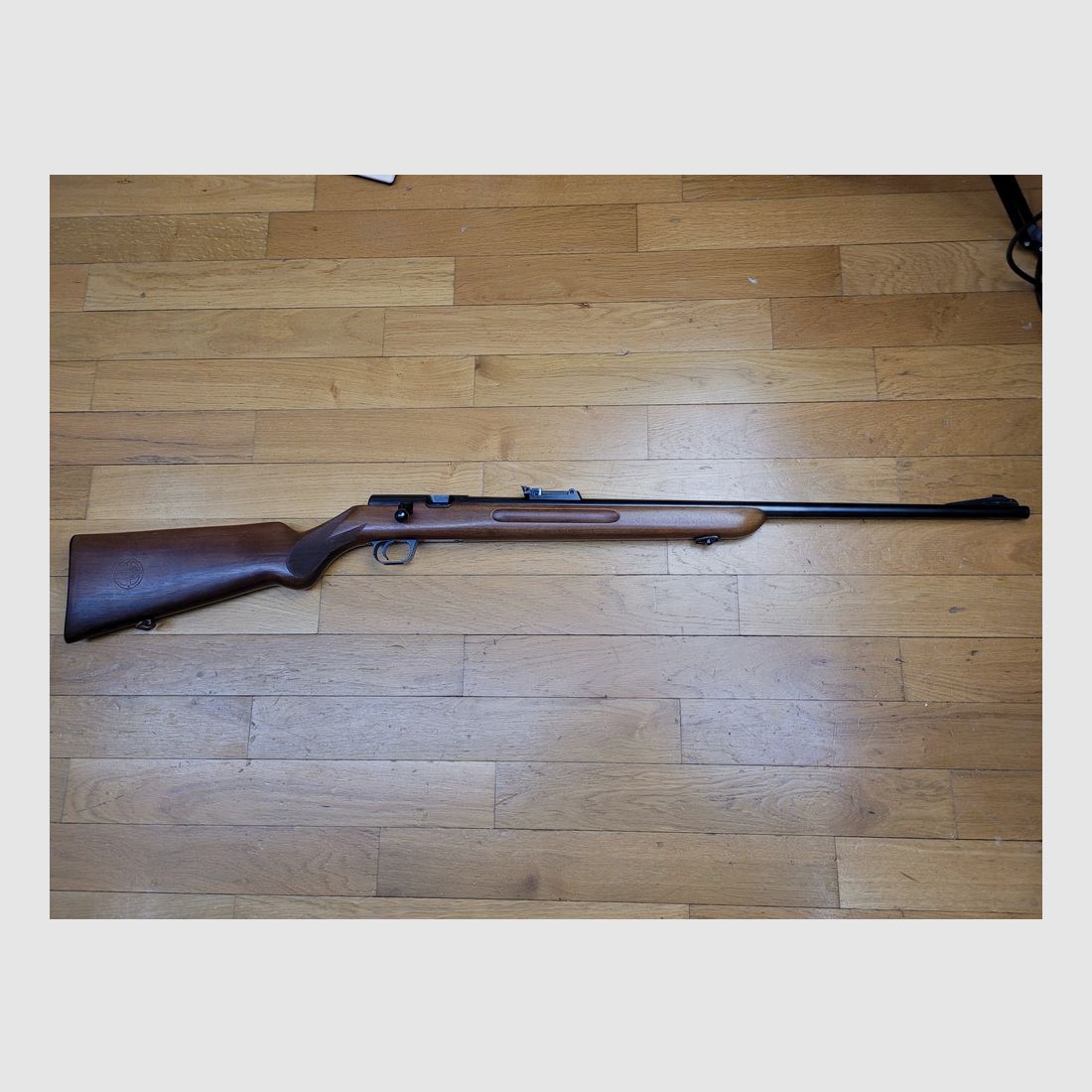 Wspaniała karabina treningowa MAUSER – Model ES 340N – Kal. 22LR – Szyna 11mm – Okres III Rzeszy lub wcześniej – Mono-numer – Stan muzealny – TBE +++, zdjęcie 2 z 31