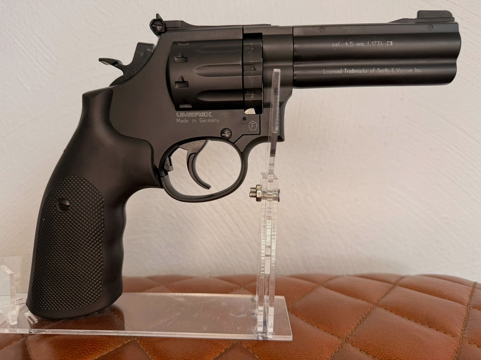 Co2 Revolver Smith & Wesson - 4 inch geblauwde 4,5 mm Diabolo
