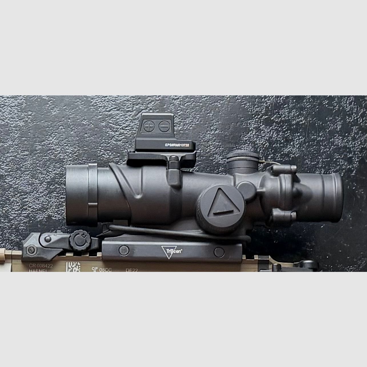 Trijicon Acog Ta02 Chevron red