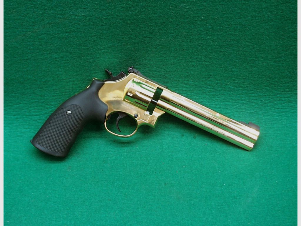 Umarex	 Smith&Wesson 686-6" Co2 Revolver, Gold Finish