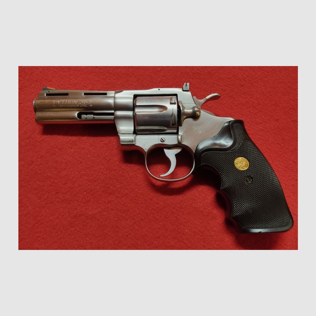 Revolver Colt Pyton cal.357 Magnum, immagine 2 di 2