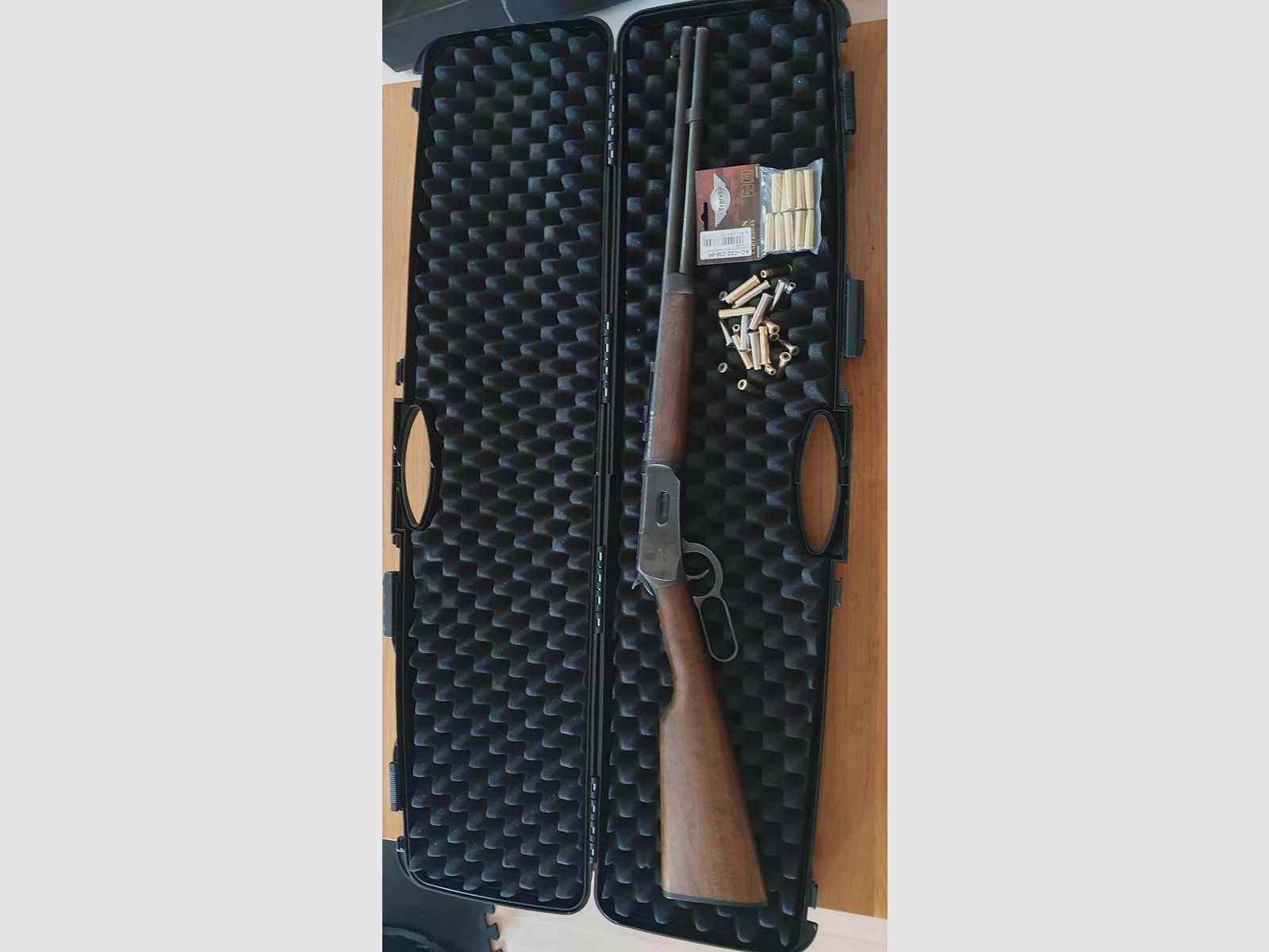 Legends Cowboy Rifle Co2 Gewehr antik finish , inkl. 34 Ladehülsen Diabolo + BB, Koffer