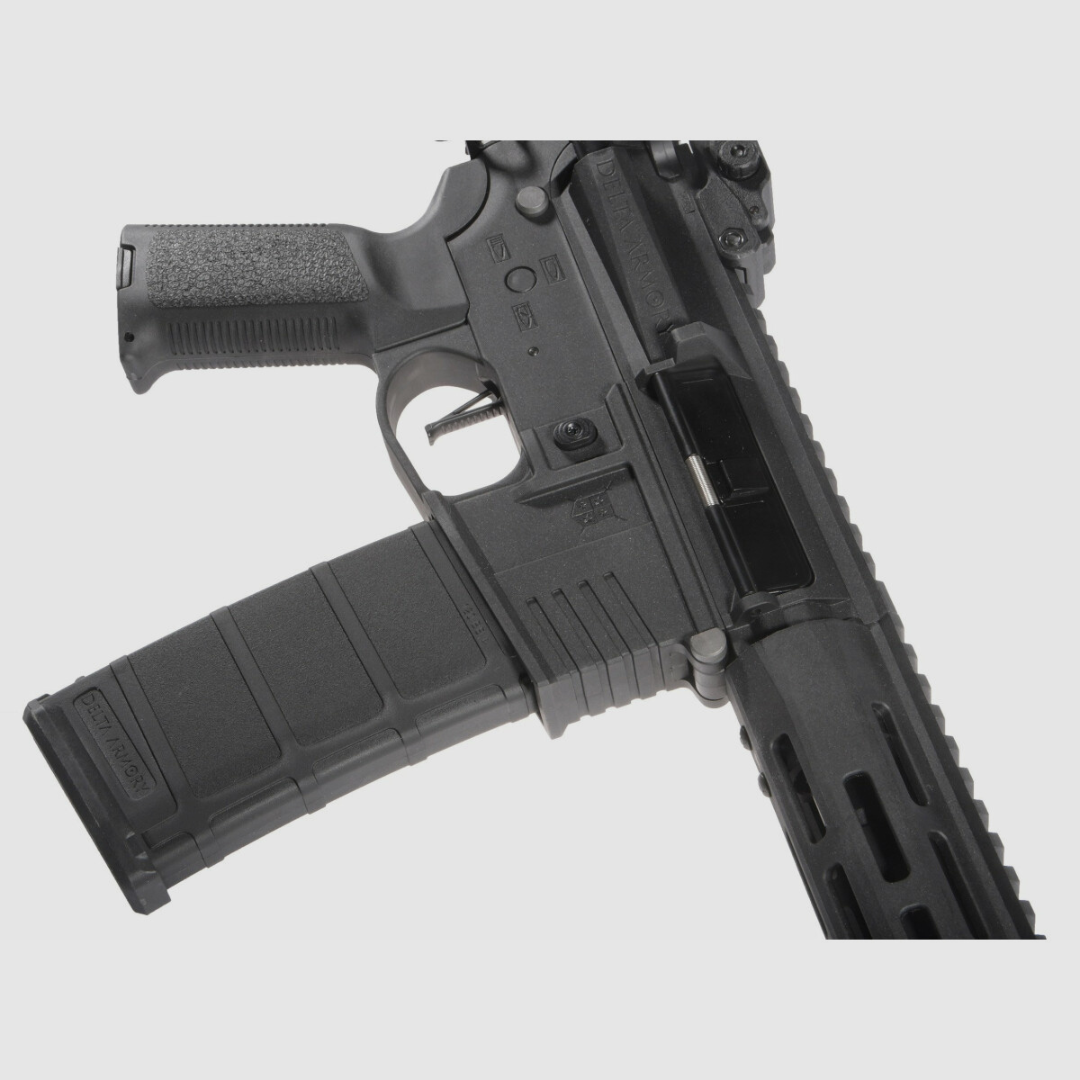 M4 AR15 M-LOK 8 pulgadas CHARLIE EAGLE ETU Negro S-AEG Rifle Airsoft Libre a partir de 18 años | Delta Armory