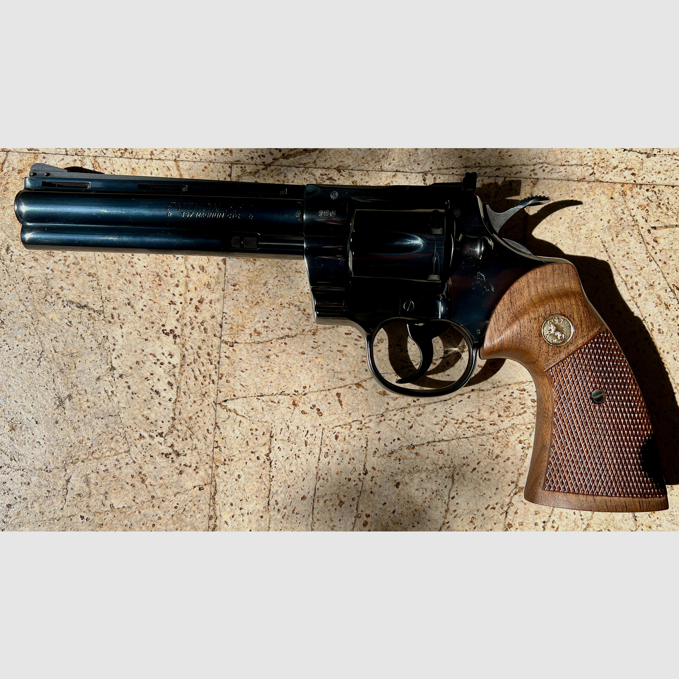 Colt Python 6"  Rarität;  Originale Colt  Fertigung,  (kein Smith&Wesson 686 Target Champion, Club 30, Taurus, Korth, Manurhin, sondern DAS Original!)