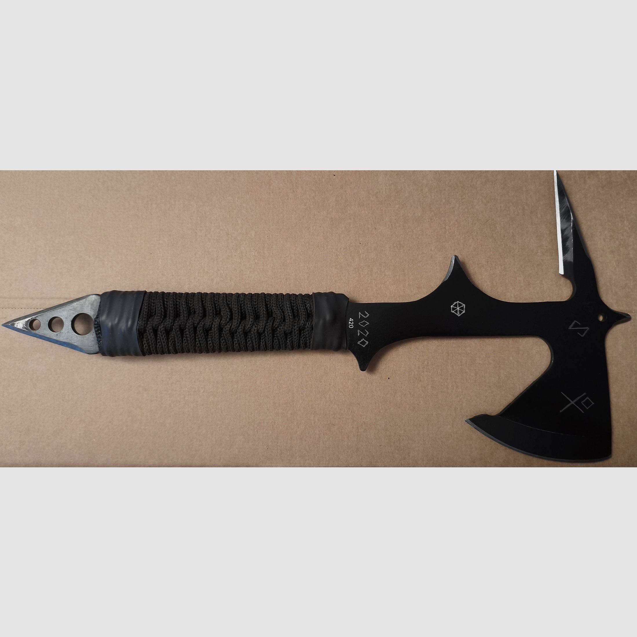 Böker Magnum Wurfaxt