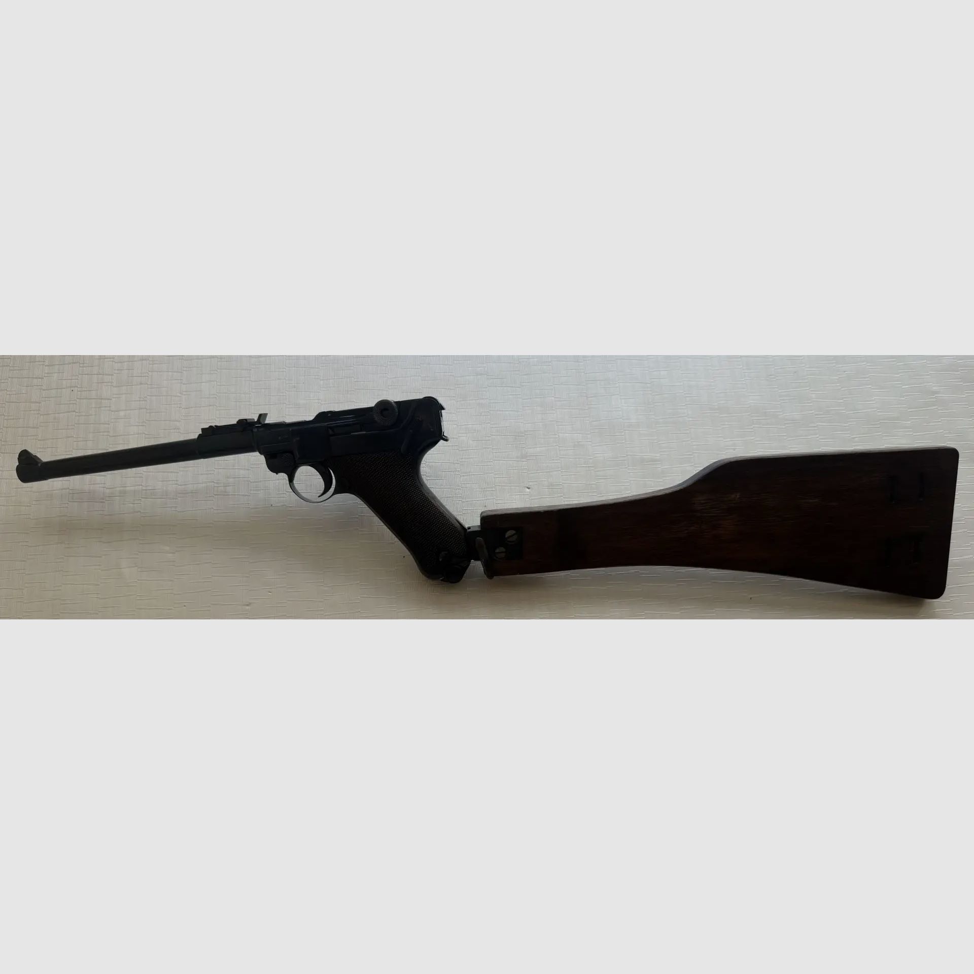 DWM P08 Artillerie – Lange Pistole 08 Modell 1915 mit Anschlagschaft